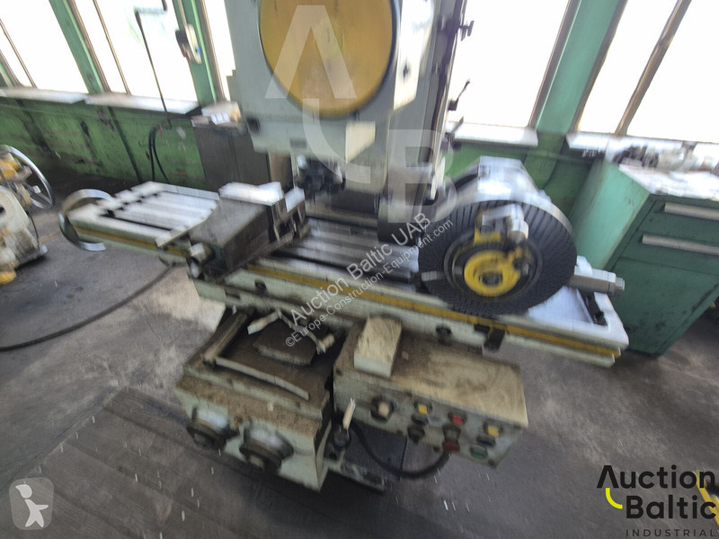 Vybavenie stavebného stroja  Milling machine