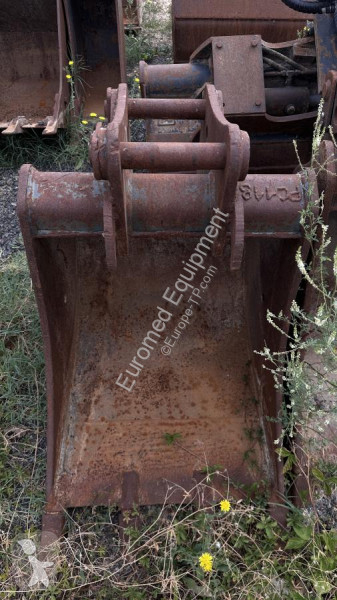Aanbouwstukken voor bouwmachines   Available