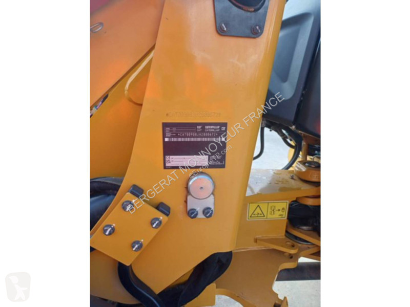 Строително оборудване Caterpillar 908