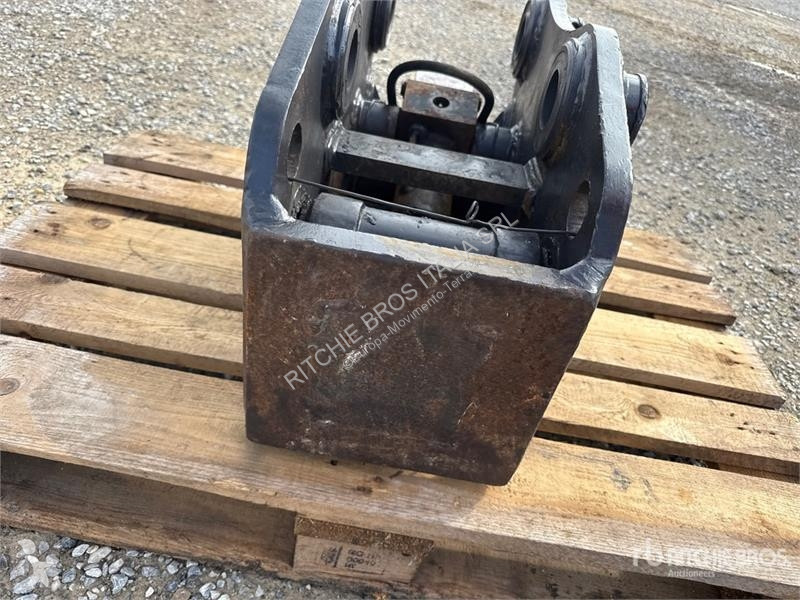 Обладнання для спецтехніки  Excavator Coupler