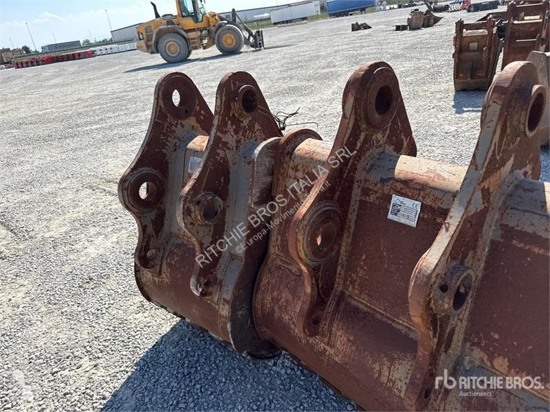Quantity of (3) Excavator Bucket machinery...