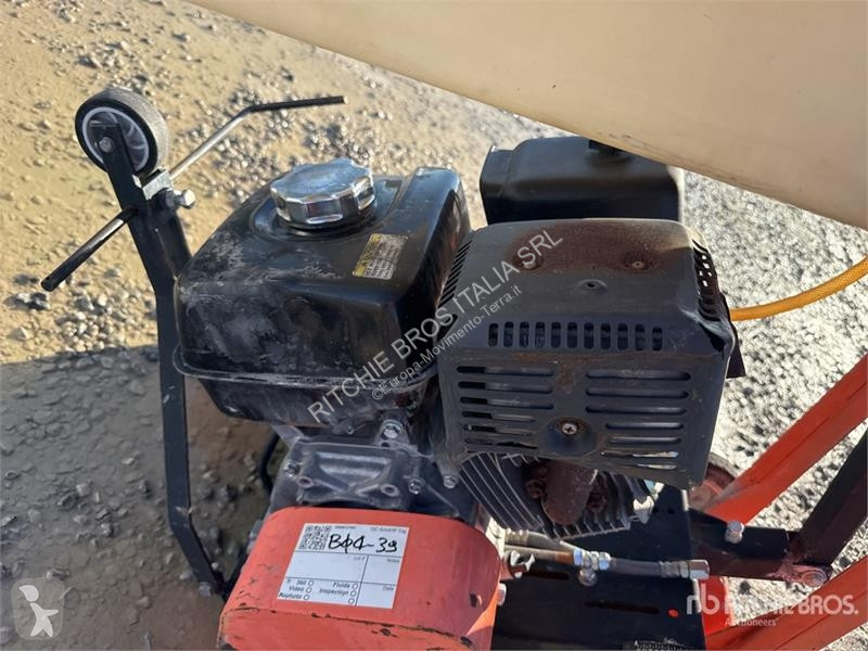 Bygg-anläggningsutrustningar  Asphalt Cutter