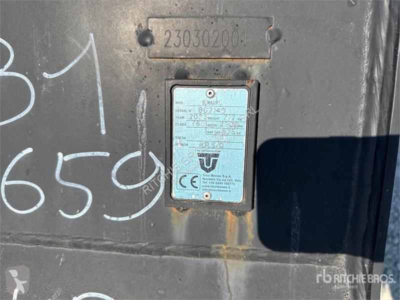 Bygg-anläggningsutrustningar Trevi Benne T65...