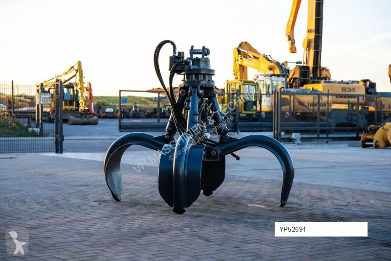 Équipements TP Liebherr 002AB02