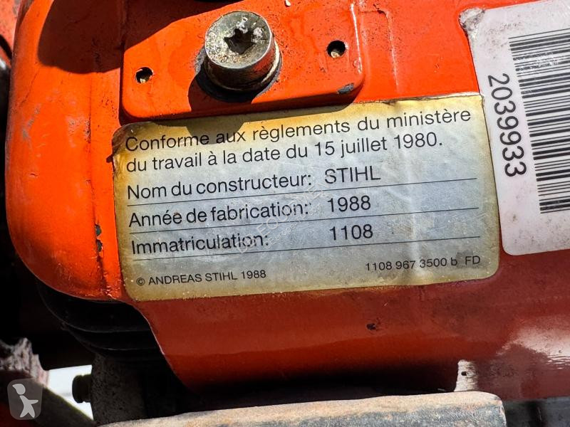 تجهيزات الأشغال العمومية Stihl  Typ 4308...