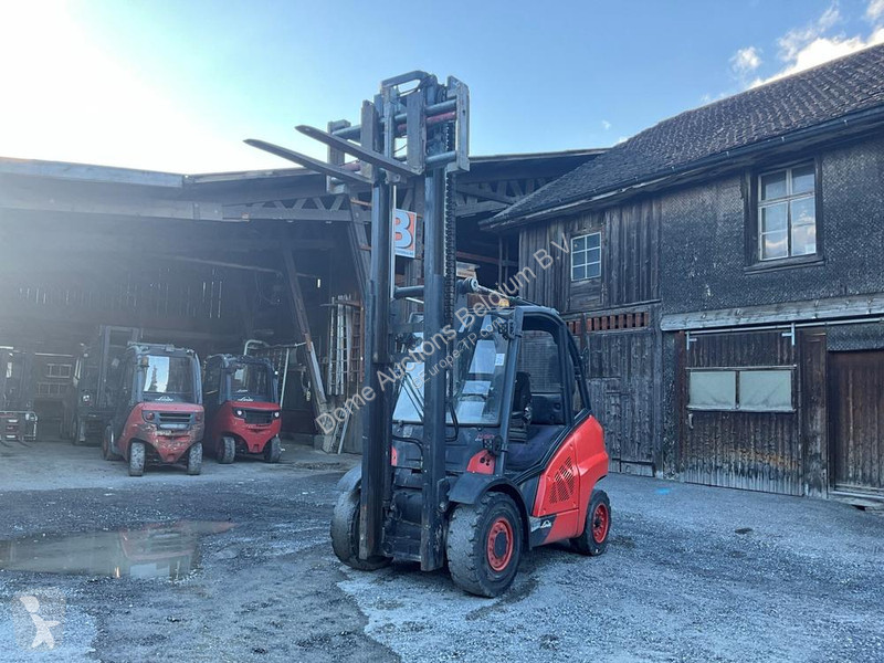 تجهيزات الأشغال العمومية Linde H50D-02