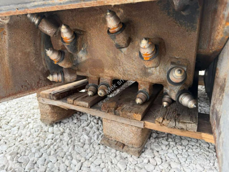 تجهيزات الأشغال العمومية Bobcat 18PSL