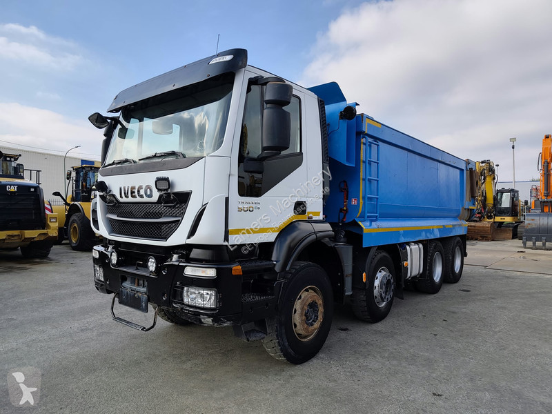 تجهيزات الأشغال العمومية Iveco AD410T 8x4 kipper .