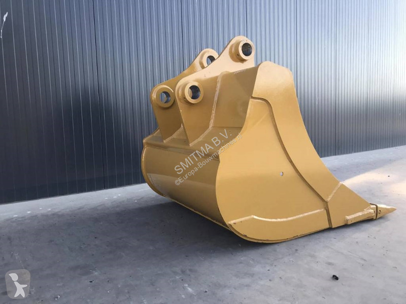 تجهيزات الأشغال العمومية Volvo EC240