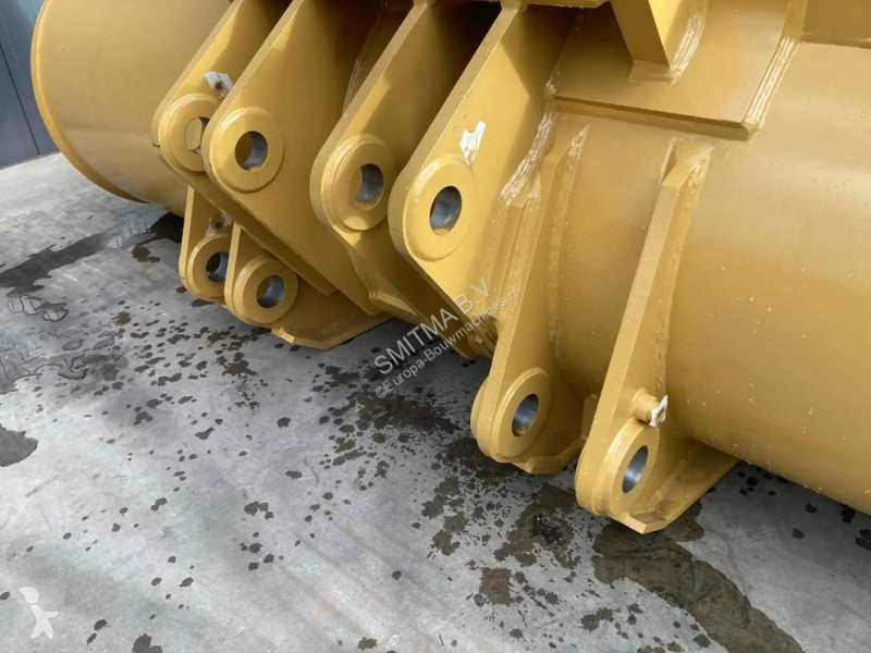 Vybavenie stavebného stroja Caterpillar 980M