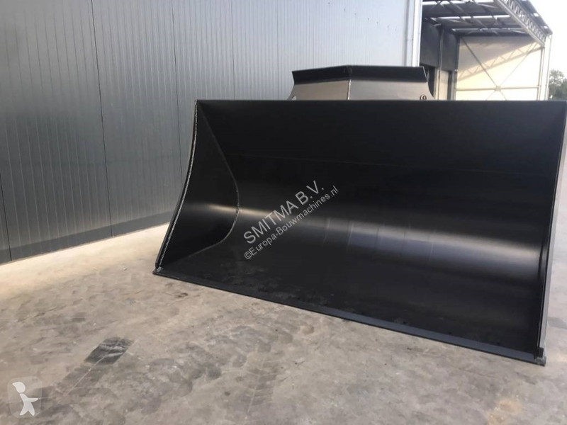 Équipements TP Volvo L180G
