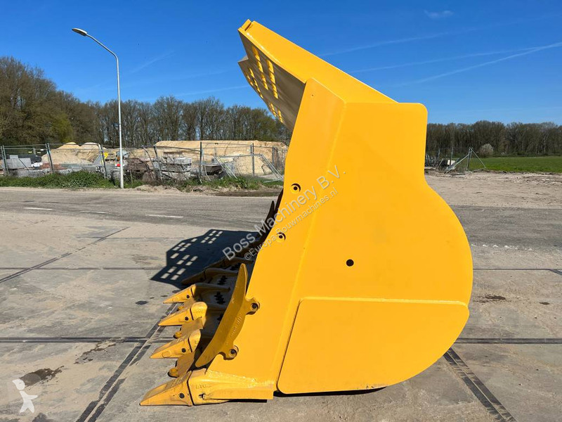 Aanbouwstukken voor bouwmachines Caterpillar...