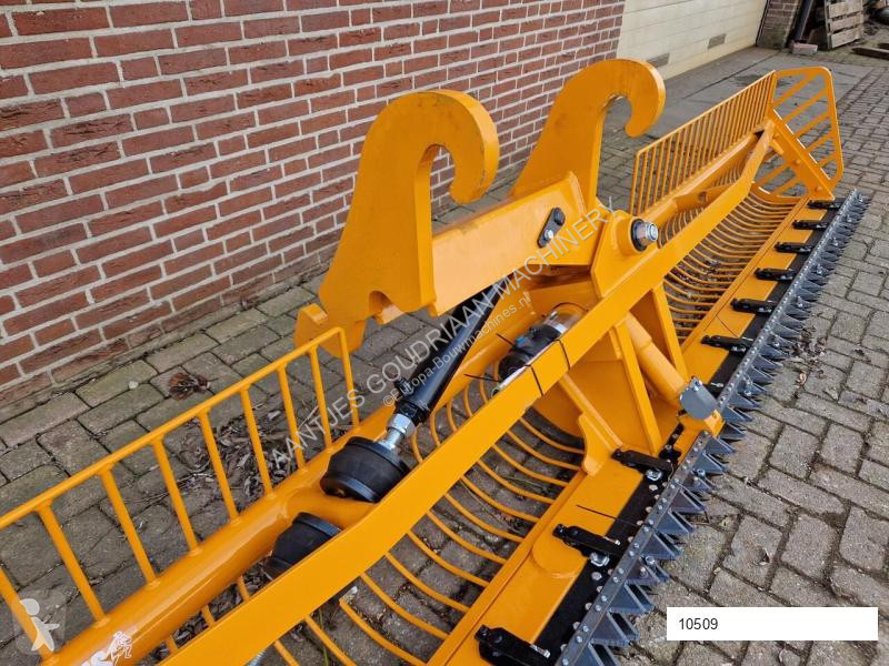 Aanbouwstukken voor bouwmachines  Maaikorf