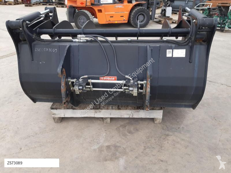 Aanbouwstukken voor bouwmachines Giant...