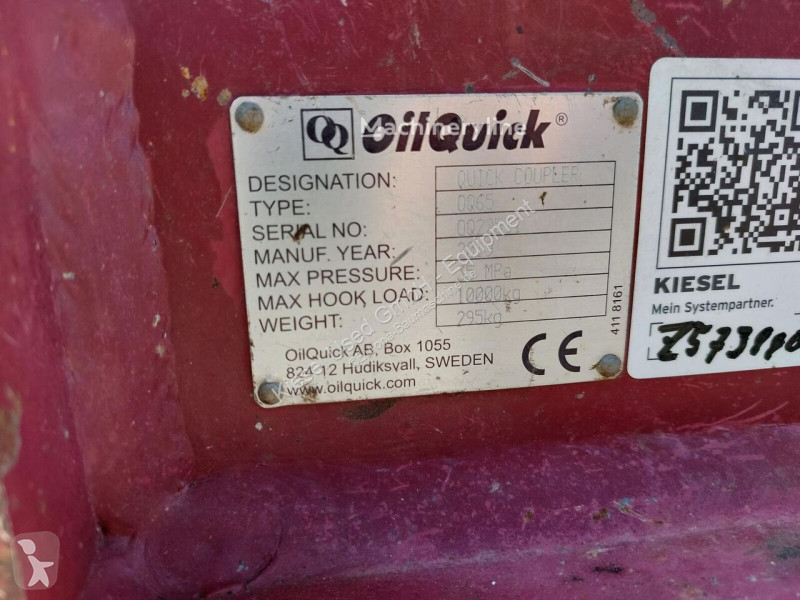 Stavební vybavení Hitachi Attache rapide...