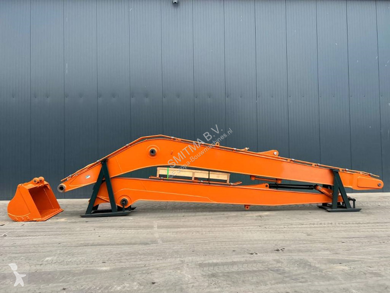 Vybavenie stavebného stroja Hitachi ZX220 18m...