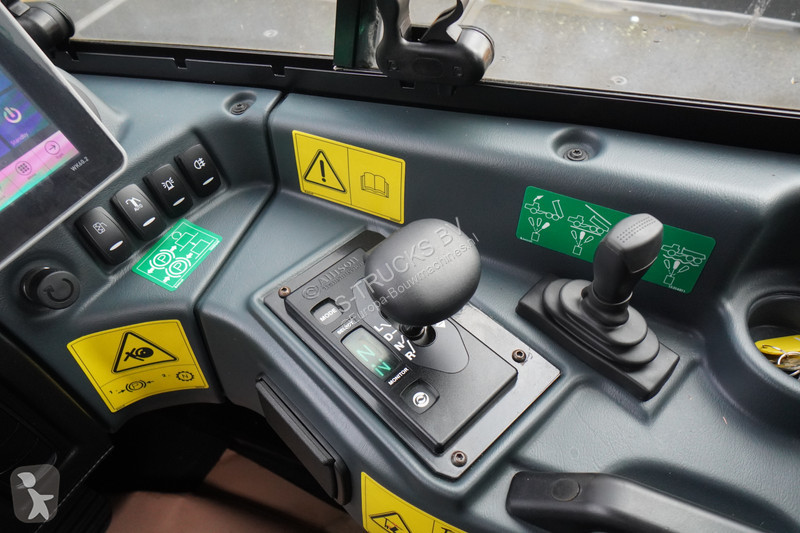 Vybavenie stavebného stroja  TEREX RA 40 6X6...