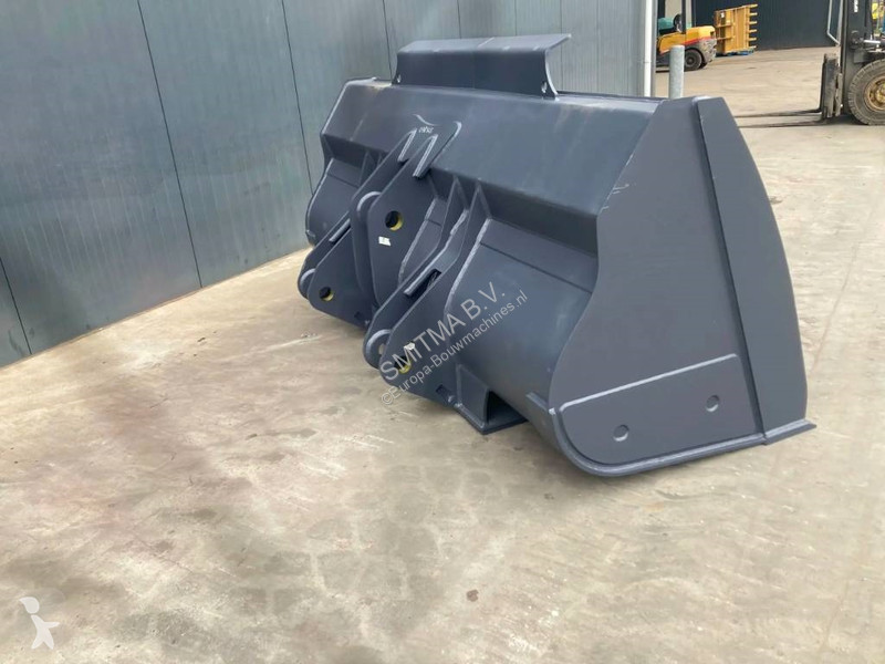 Vybavenie stavebného stroja Volvo L90E
