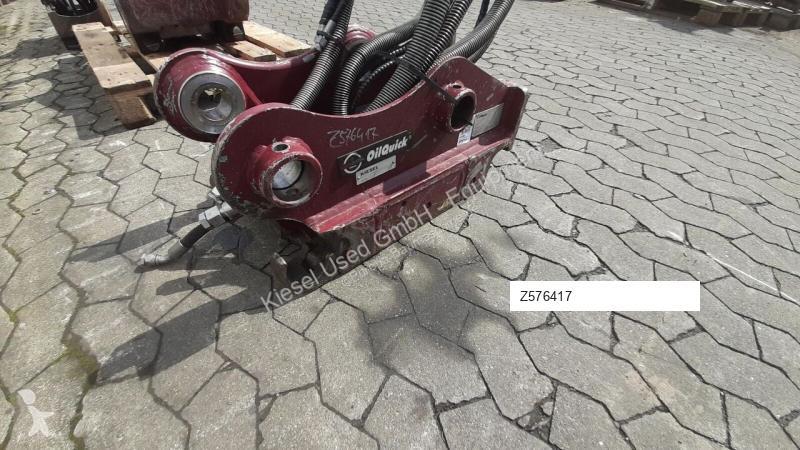 Equipamientos maquinaria OP Oilquick Attache...