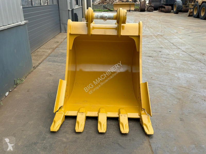 Aanbouwstukken voor bouwmachines Caterpillar...