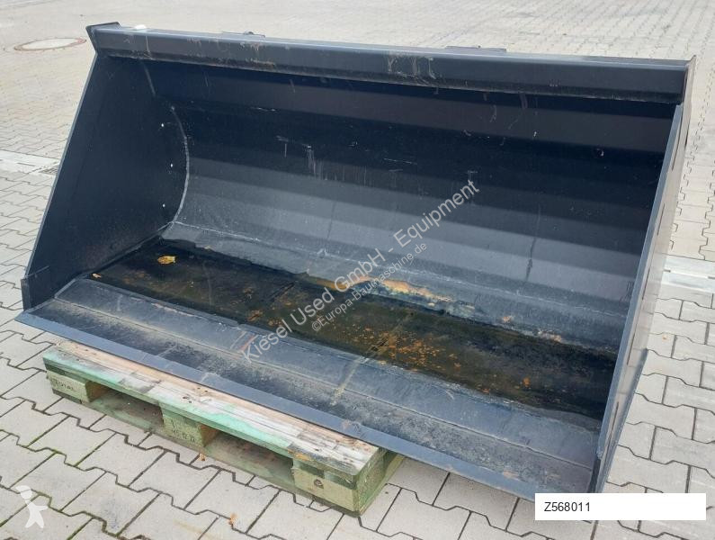Aanbouwstukken voor bouwmachines Giant...