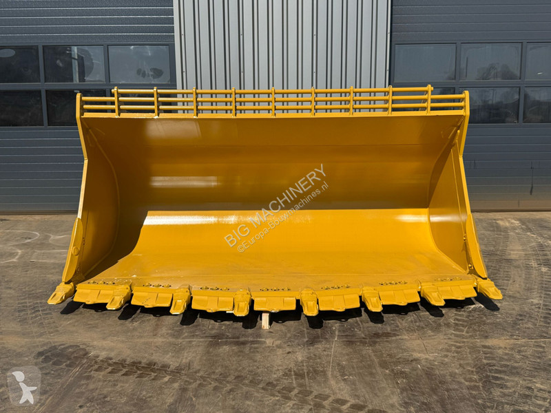 Equipamientos maquinaria OP Caterpillar Loader...