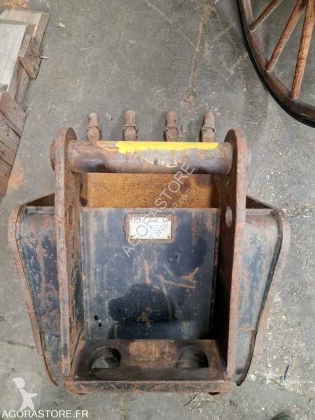 Attrezzature per macchine movimento terra  QC08