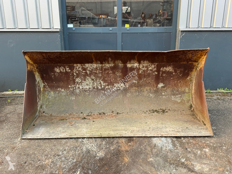 Aanbouwstukken voor bouwmachines  WG-2200