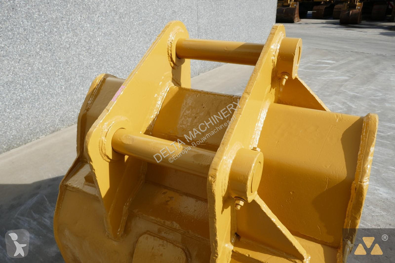 Aanbouwstukken voor bouwmachines Caterpillar...