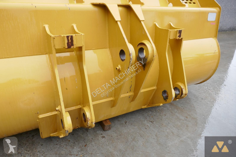 Aanbouwstukken voor bouwmachines Caterpillar...