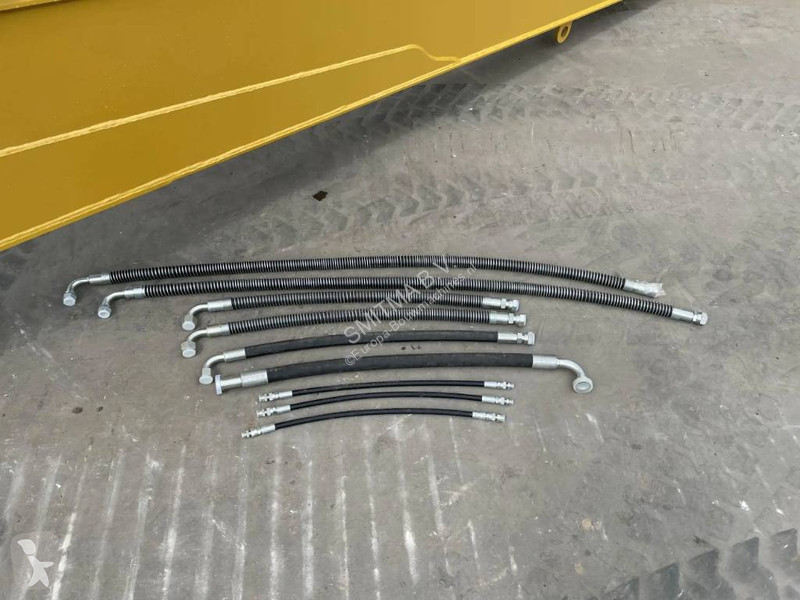 تجهيزات الأشغال العمومية Caterpillar 323 GX 18m...