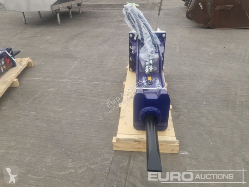 Equipamentos de obras  HRX 4-8
