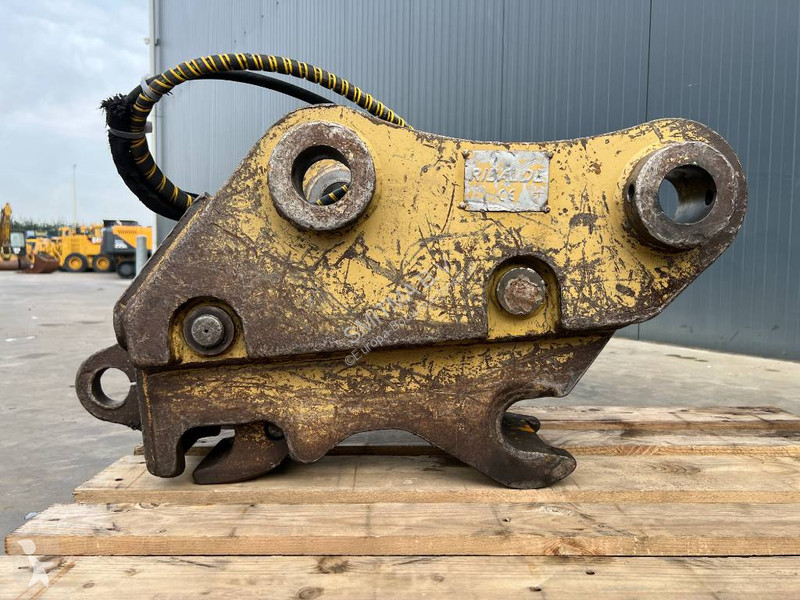 Equipamentos de obras Miller Caterpillar 311D /...