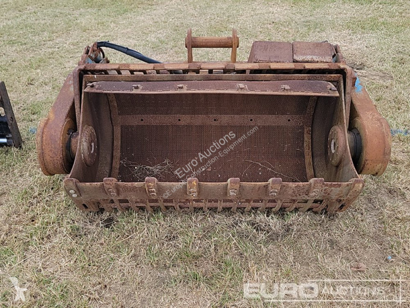 Echipamente pentru construcţii  HEX 850
