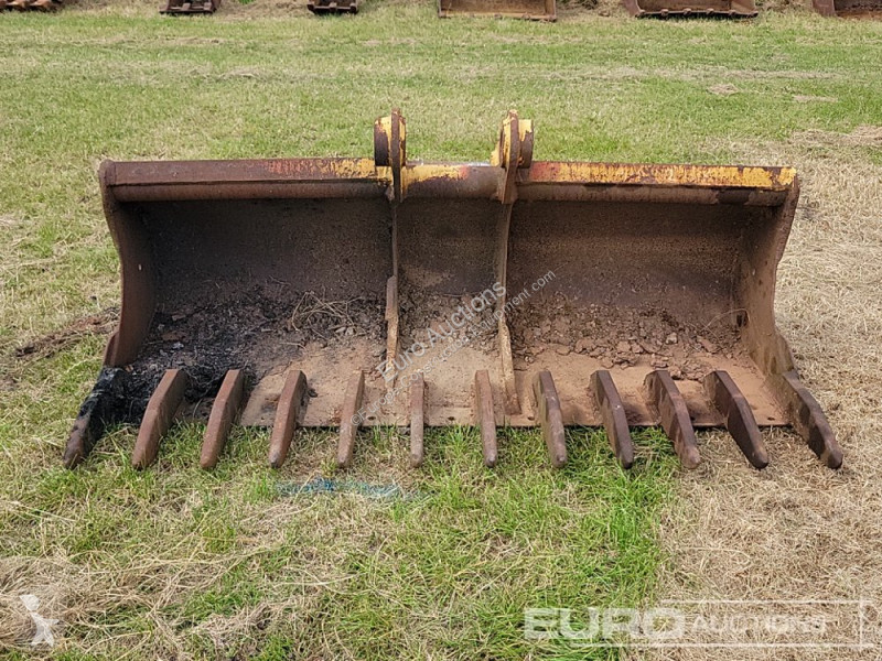 Echipamente pentru construcţii Caterpillar