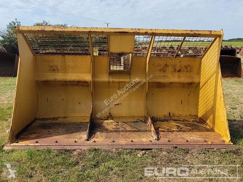 Echipamente pentru construcţii Caterpillar