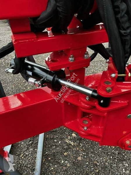 Aanbouwstukken voor bouwmachines  BK145