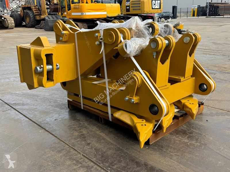 Equipamientos maquinaria OP Caterpillar D8T D8R...