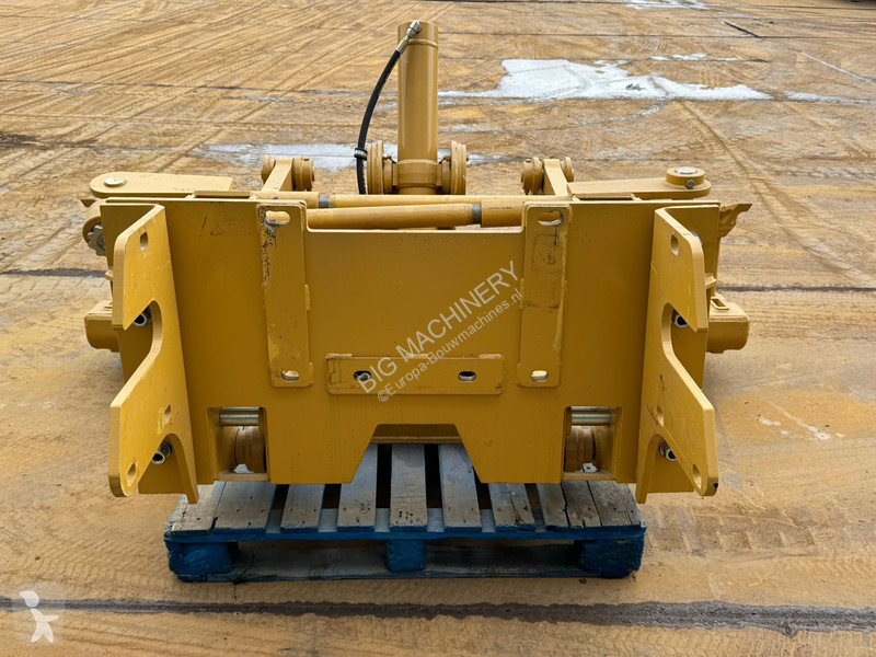 تجهيزات الأشغال العمومية Volvo G930B