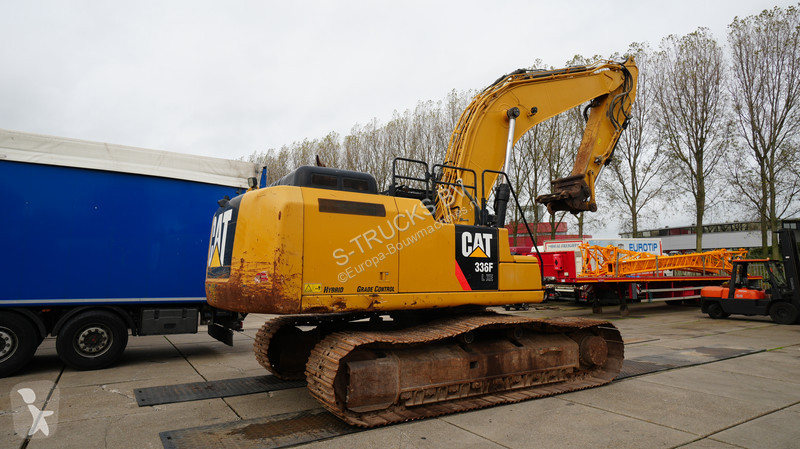 تجهيزات الأشغال العمومية Caterpillar F L XE...
