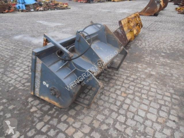 Vybavenie stavebného stroja  BETONOMIESZARKA DO...
