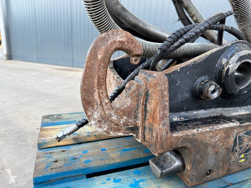 Vybavenie stavebného stroja Oilquick OQ70/55 -...