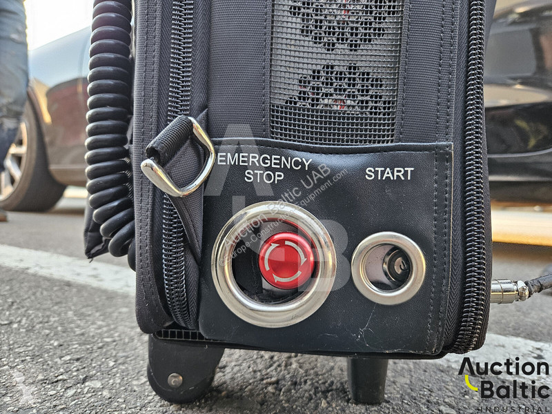 Vybavenie stavebného stroja  laser cleaning device