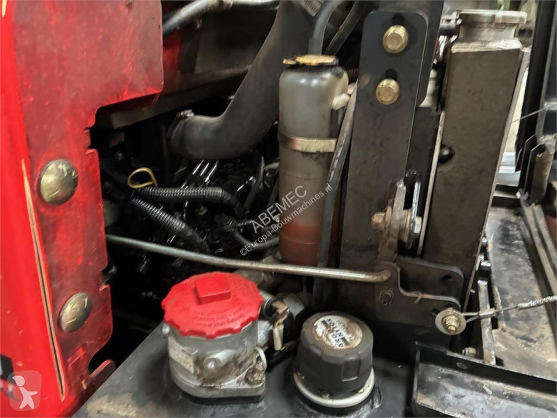 Vybavenie stavebného stroja Manitou MLA3-35H