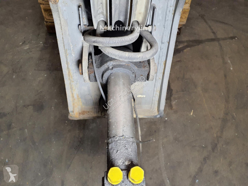 تجهيزات الأشغال العمومية Liebherr