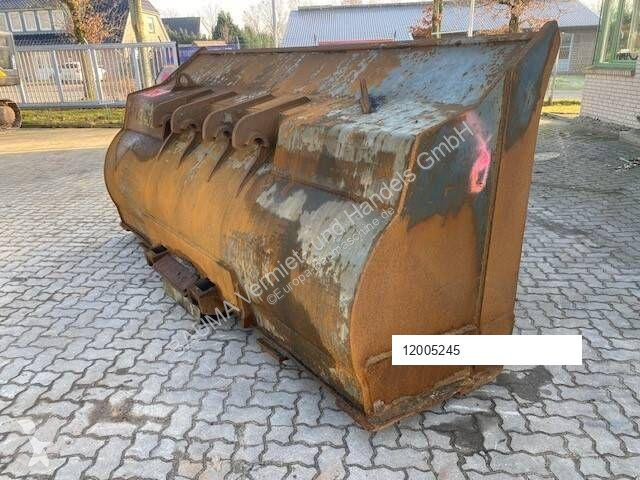 Vybavenie stavebného stroja  (5245) 4.0 cbm...