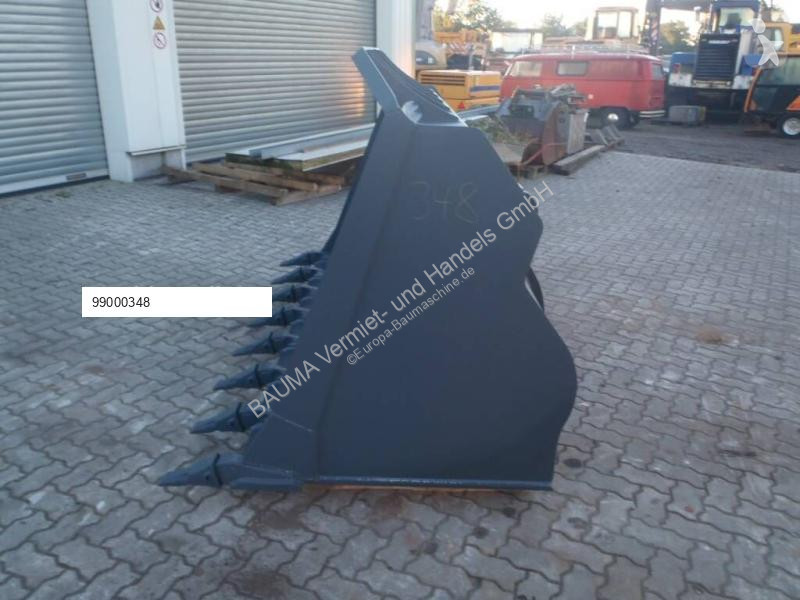 Vybavenie stavebného stroja  (0348) 2.8 cbm...