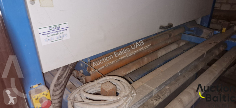 Équipements TP  sanding machine