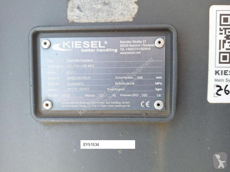 Vybavenie stavebného stroja Rädlinger KTL05-600