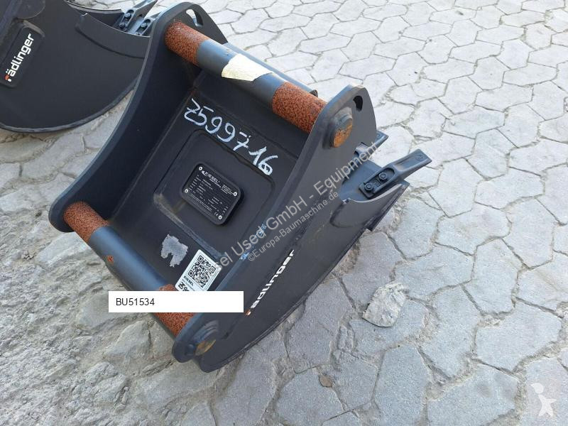 Vybavenie stavebného stroja Rädlinger KTL03-300